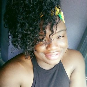 Meet your Posher, Mia